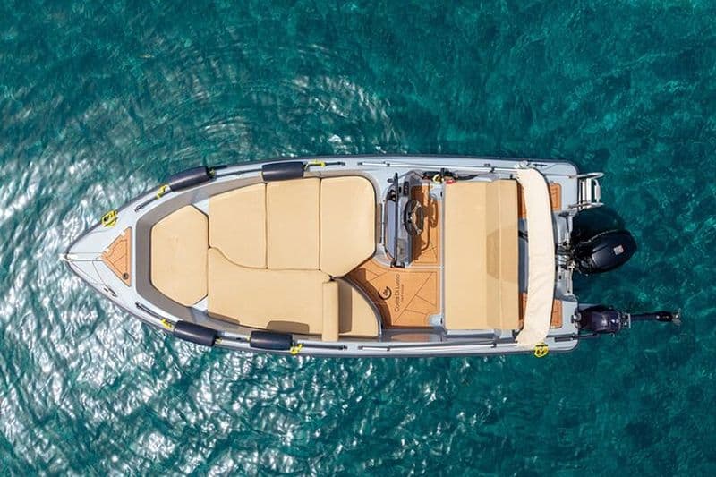 Santorin Louer un bateau - Sans permis