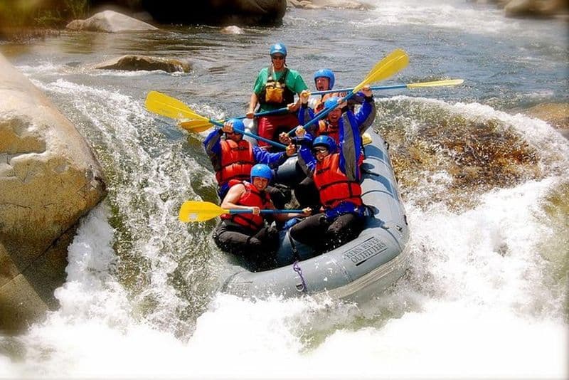 Rafting en eau vive privé d'une heure à Kitulgala au départ de Kandy avec ramassage à l'hôtel