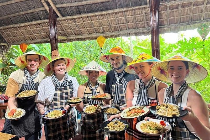 Cours de cuisine Hoi An (marché, panierbateau pêche au crabe et cours de cuisine)