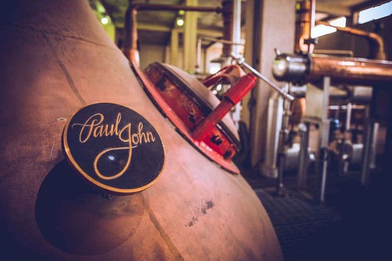 Visite privée de la distillerie de whisky à John Distilleries