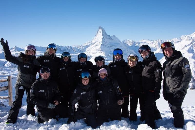 Cours de ski ou de snowboard VIP - Journée complète à Zermatt
