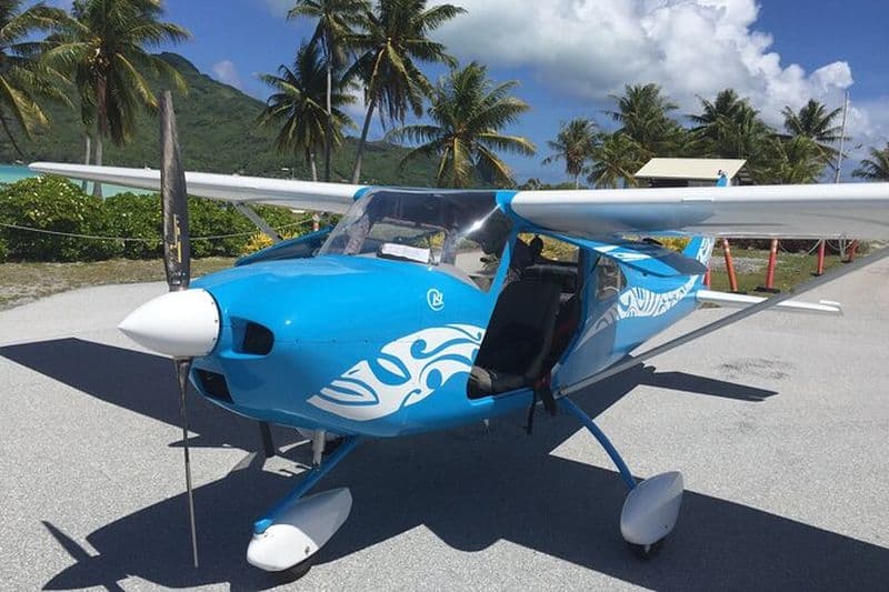 Vol privé, en avion léger au-dessus des motus Polynésiens au départ de Raiatea