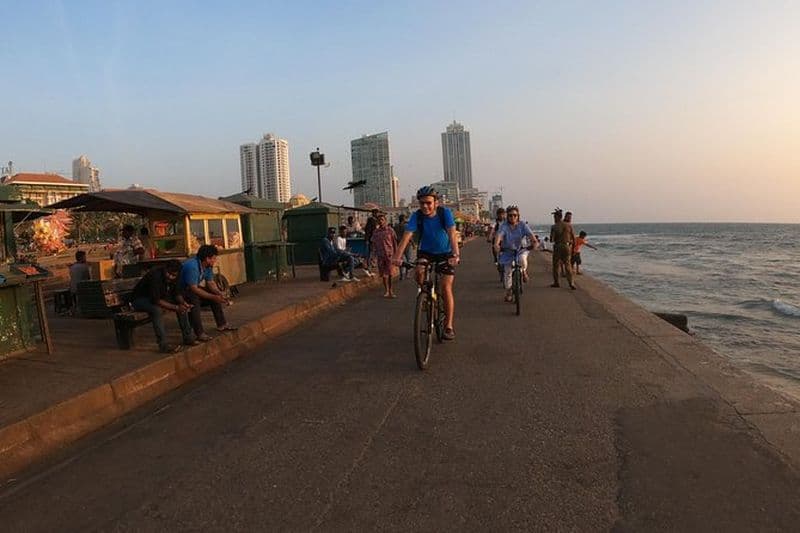 Excursion privée : circuit nocturne à vélo à Colombo