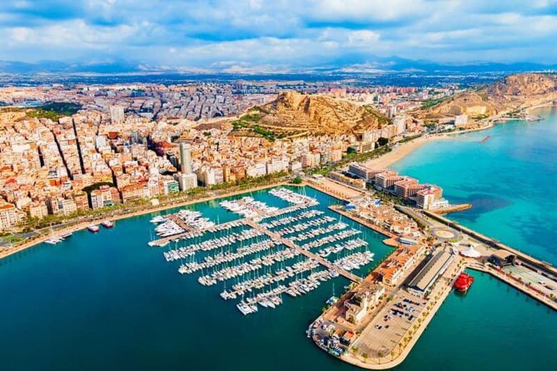Billet D'Alicante: Château de Santa Bárbara, grottes et plage de Canelobre