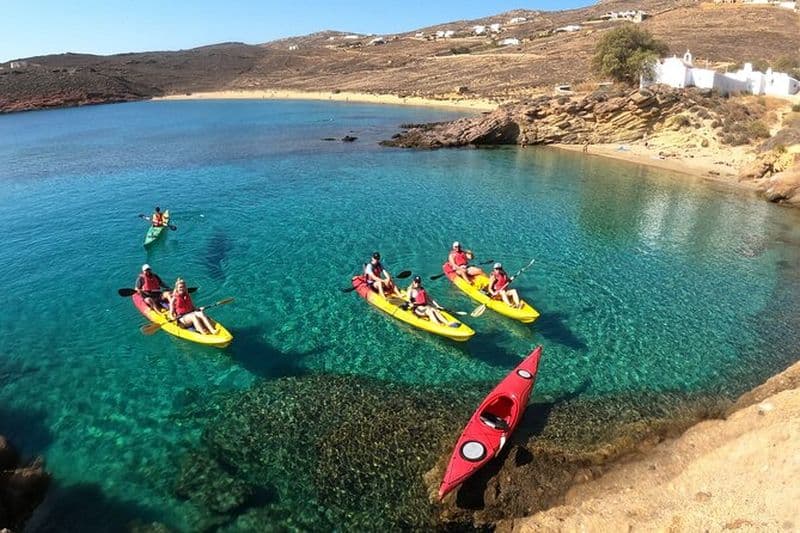Kayak de mer sur les plages de beauté naturelle de Mykonos