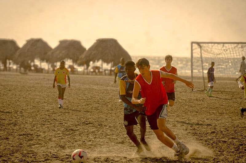 Beach Soccer avec les habitants de Carthagène