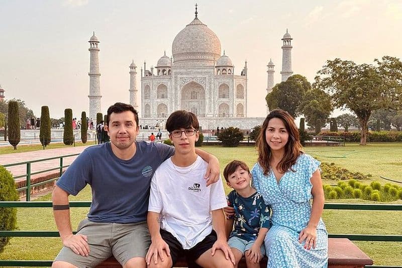 Visite du fort de Taj Mahal et Agra au départ de Delhi en voiture avec déjeuner 5*