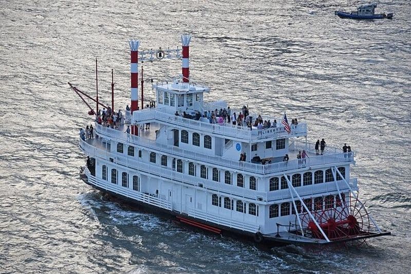 Billet Croisière du Nouvel An avec feux d'artifice familiaux Liberty Belle à New York