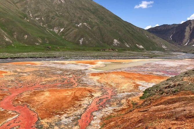Depuis Tbilissi : Kazbegi, Ananuri, Gudauri et la vallée de Trusso en 4x4