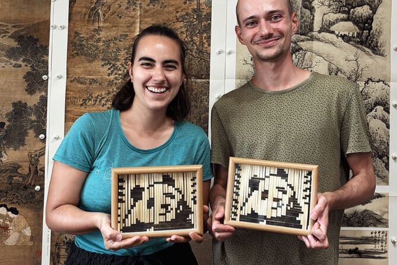 Expérience d'une demi-journée privée de tissage de bambou chinois