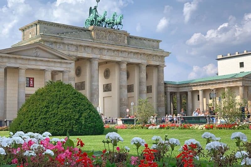 Excursion privée à la carte d'une demi-journée à Berlin avec un guide et chauffeur privé