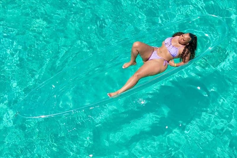 Séance photo Clear Kayak à Nassau, Bahamas.