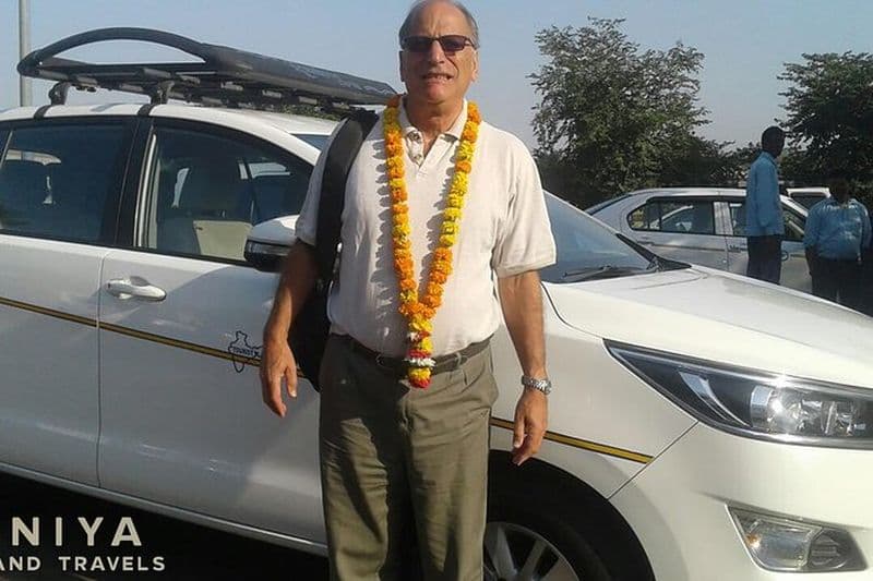 Transferts privés de l'aéroport de Jaipur à toutes les résidences ou hôtels à Agra en taxi