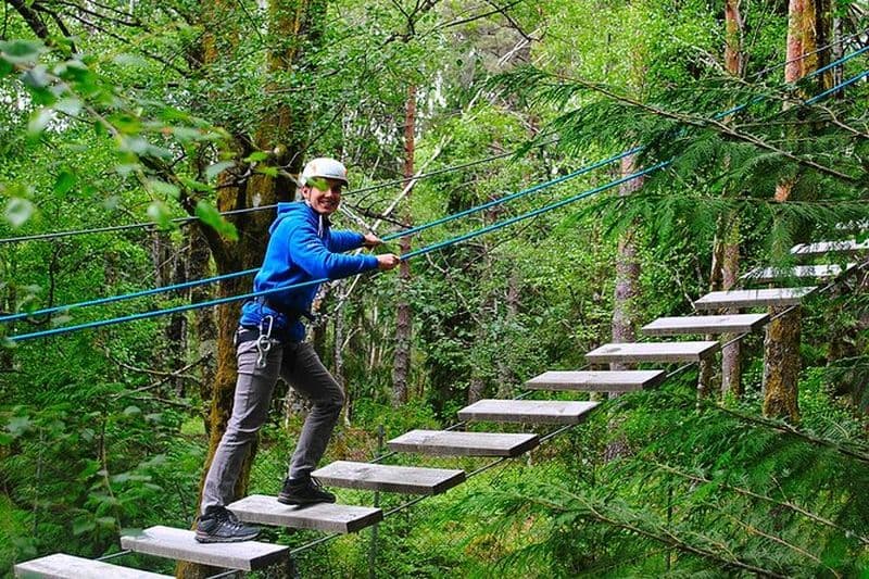 Aventure en rappel et en escalade à Lamas de Mouro