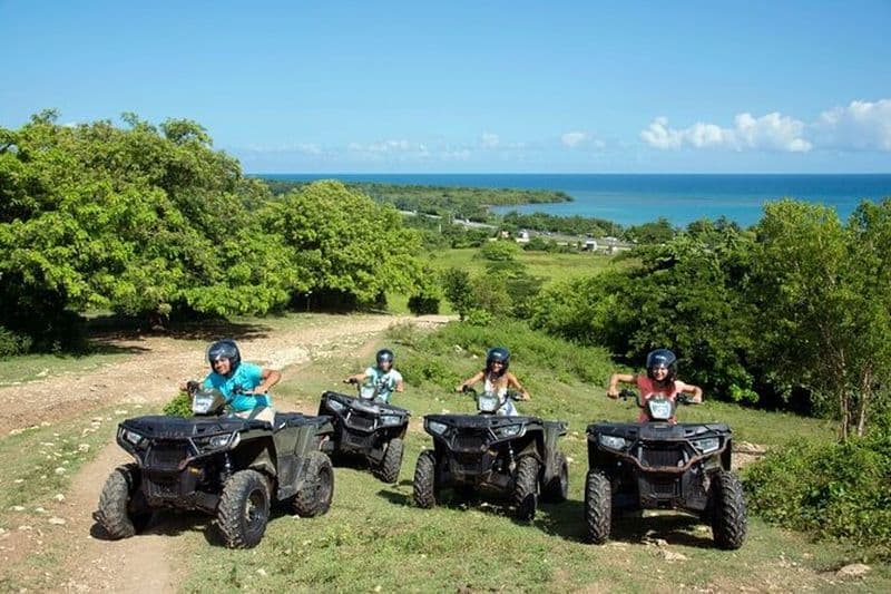 Aventure de VTT et de rafting en bambou avec pick-up à Montego Bay