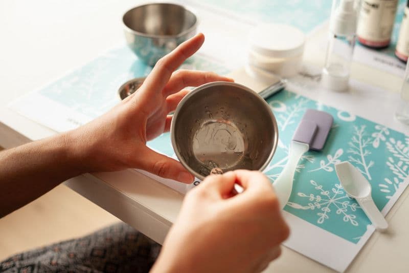 Billet Atelier - Créez votre rouge à lèvres