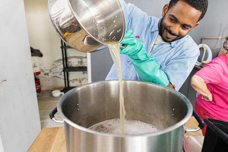 Brassez vos 18 litres de bière en duo