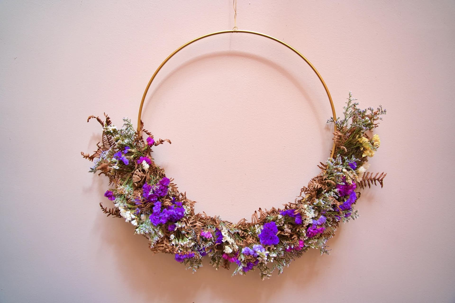 Billet Réalisez votre couronne de fleurs séchées locales