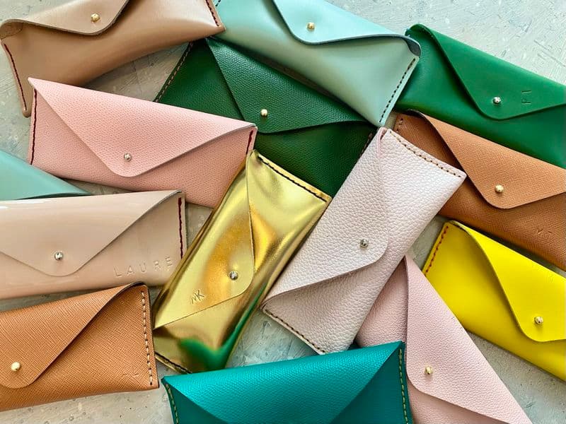 Réalisez votre trousse ou étui en cuir en groupe