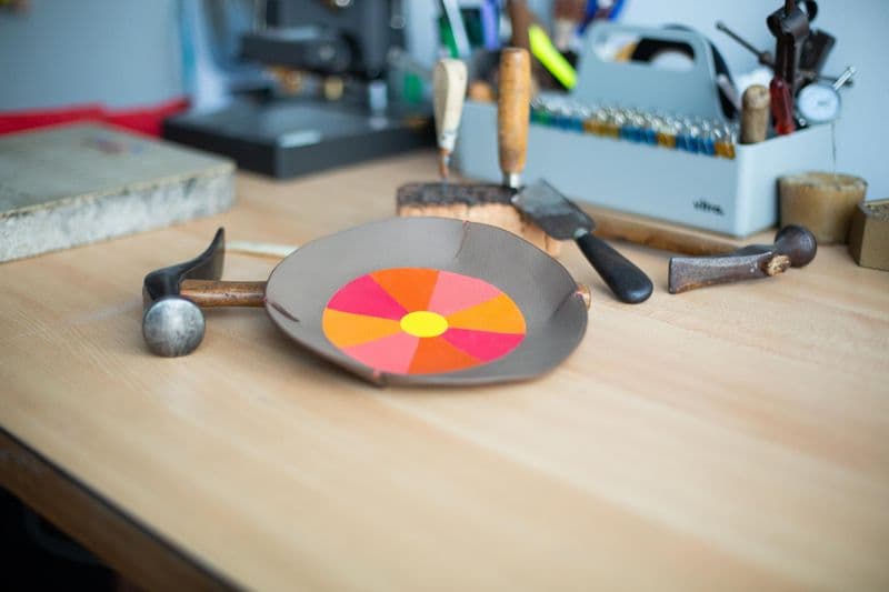 Réalisez votre vide-poche en marqueterie de cuir