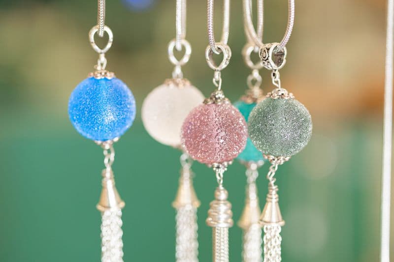 Créez votre bijou en verre