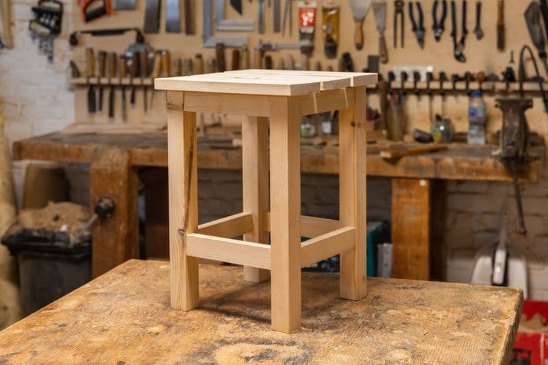 Billet Atelier - Fabriquez votre tabouret en bois