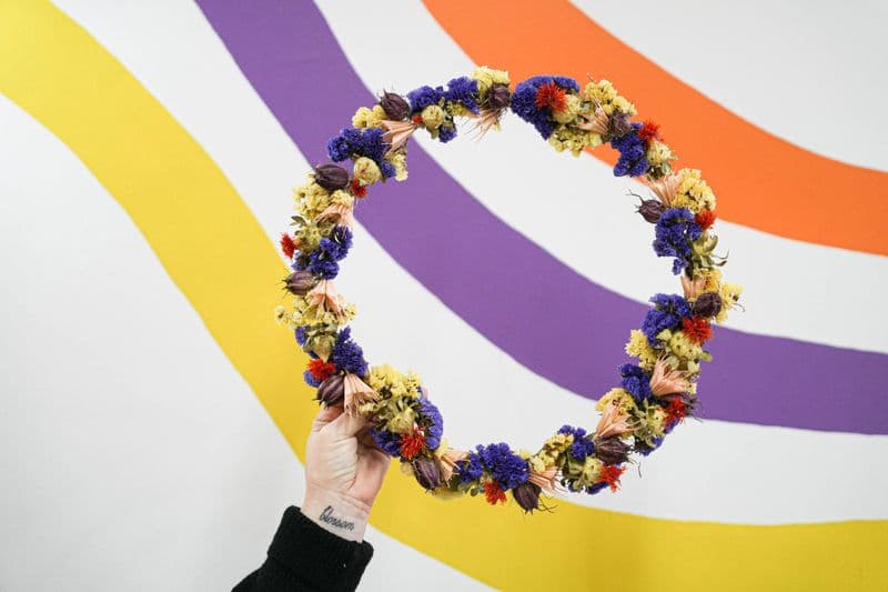 Billet Atelier - Réalisez votre couronne murale en fleurs séchées