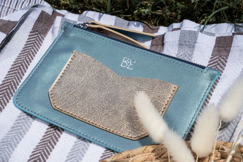 Billet Atelier - Fabriquez votre pochette zippée en cuir