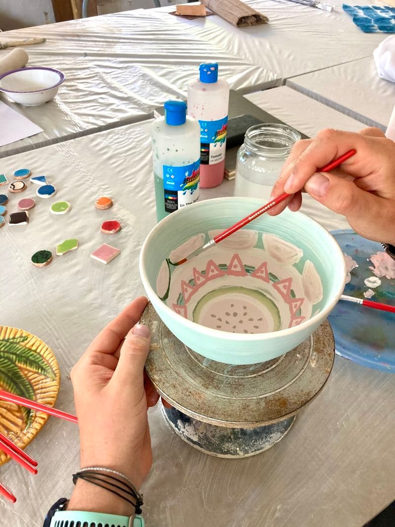 Initiez-vous au décor sur céramique