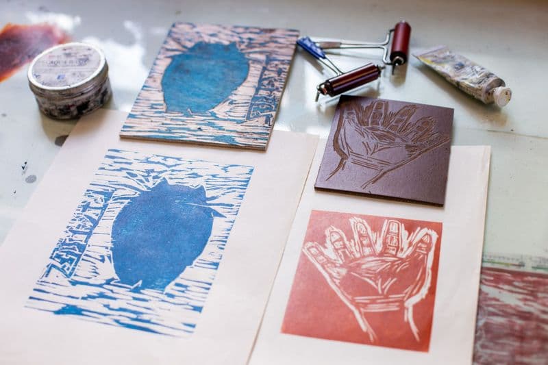 Découvrez en famille la gravure sur bois et lino