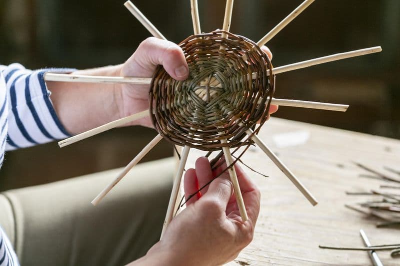 Billet Atelier - Fabriquez votre corbeille en osier