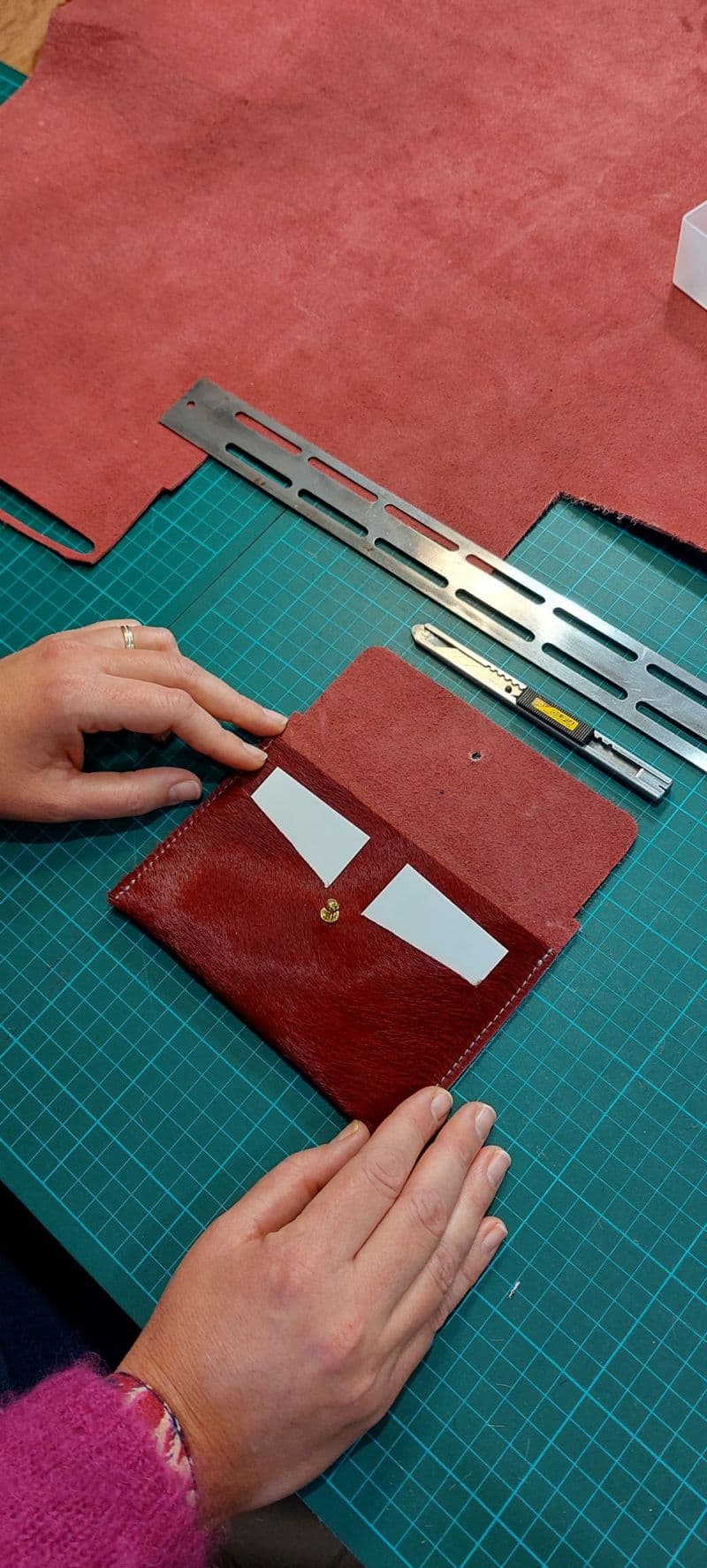 Initiez-vous à la petite maroquinerie