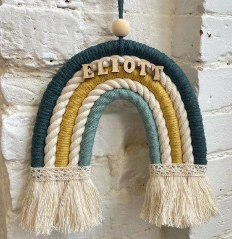 Crée ton arc en ciel en macramé