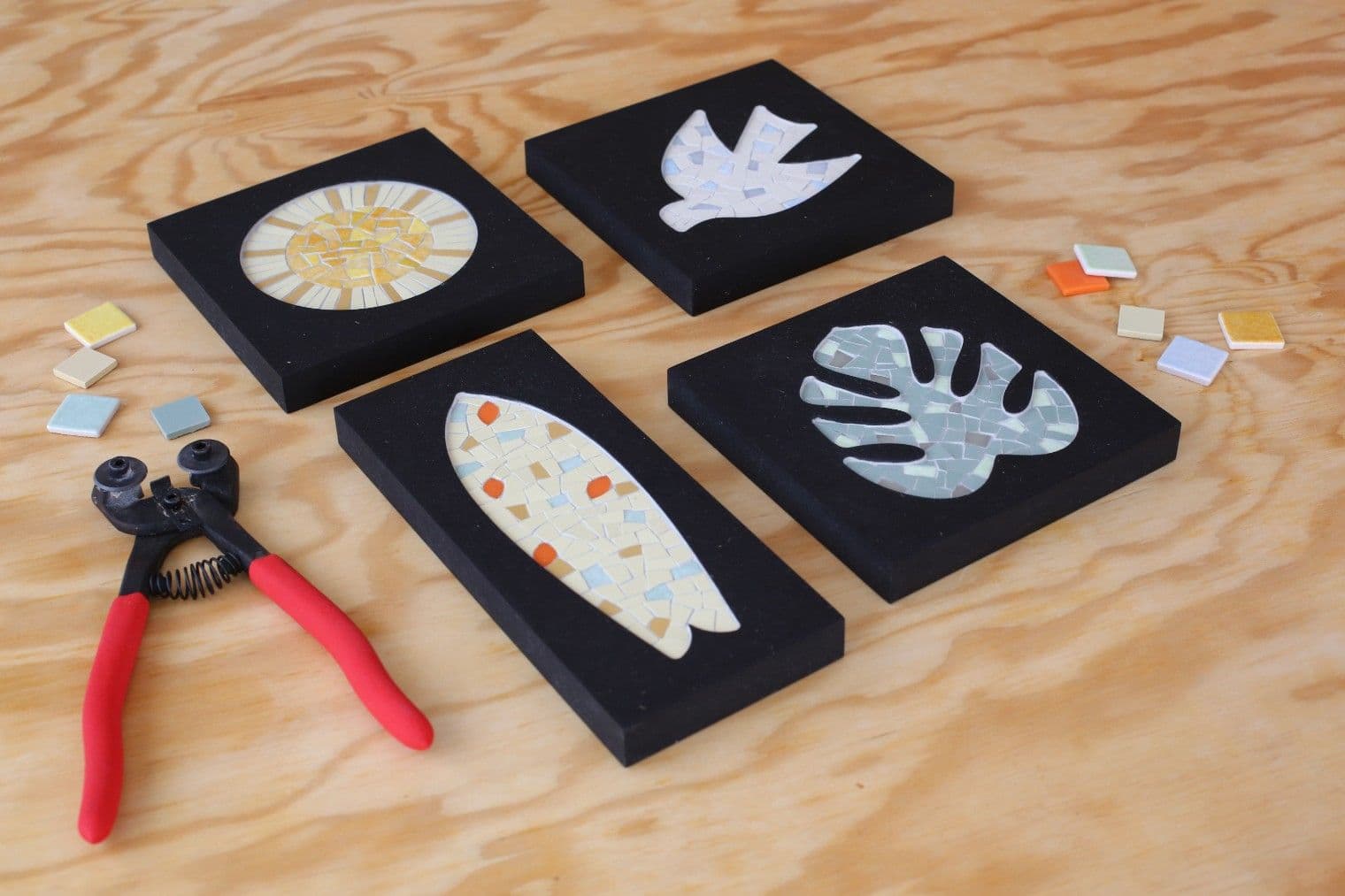 Réalisez votre cadre de décoration en mosaïque