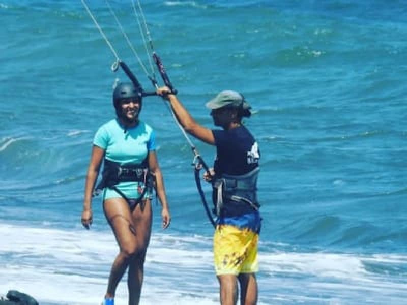 Billet Découvrez les cours de kitesurf sur la plage de Monolithos, Santorin