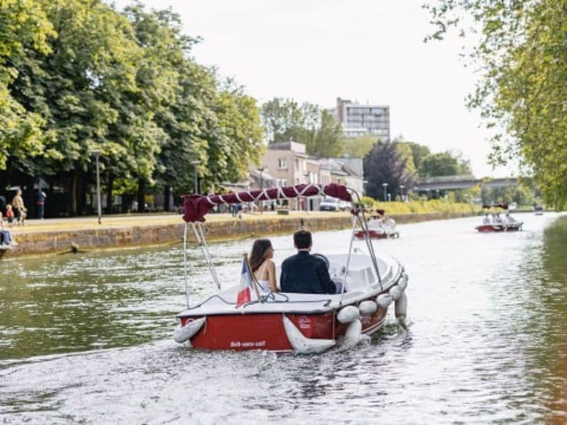 Billet Location de bateau électrique (5 pers. max) à Lille