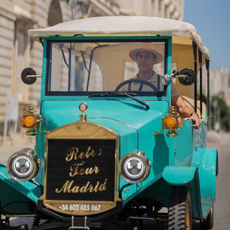Billet Madrid Retro Tour 120 min., vieille ville, Madrid moderne + destination surprise