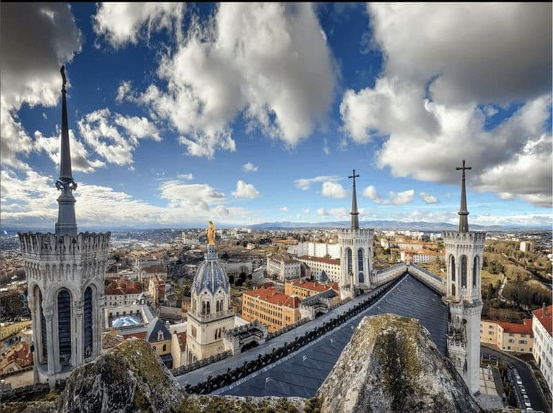Billet Lyon religieux : sur la colline sacrée de Fourvière