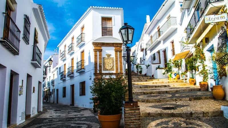 Billet Malaga : Visite de Frigiliana et Nerja avec dégustation de produits locaux
