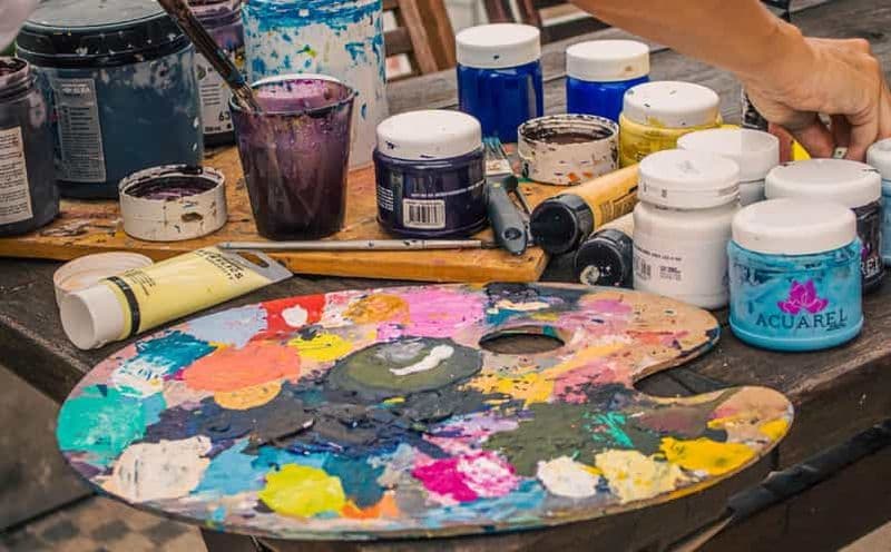 Billet Malaga peint un autoportrait pop