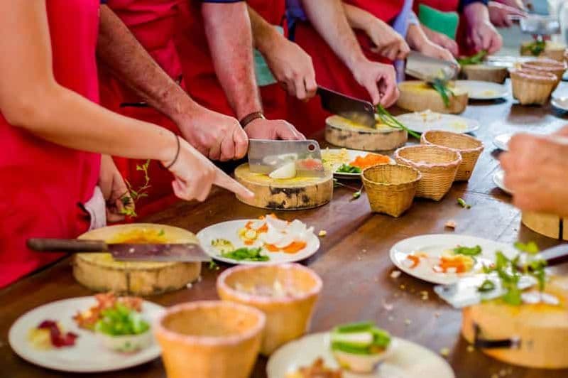 Billet Agadir : Cours de cuisine marocaine avec visite du marché