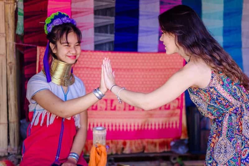 Billet Chiang Mai : Le village de Long Neck et les temples emblématiques de Chiang Rai