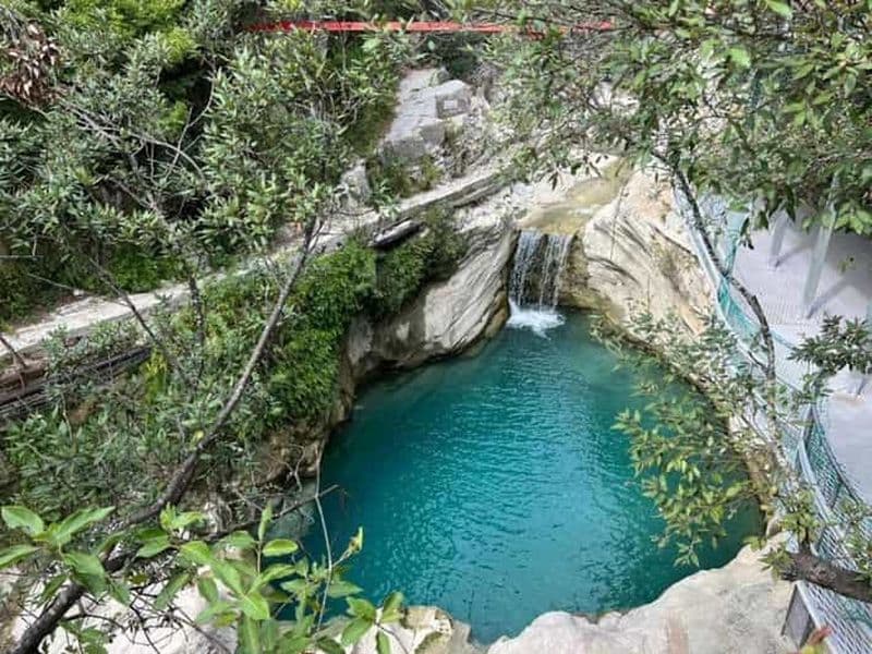 Billet Berat : excursion d'une journée à la cascade de Sineci avec déjeuner