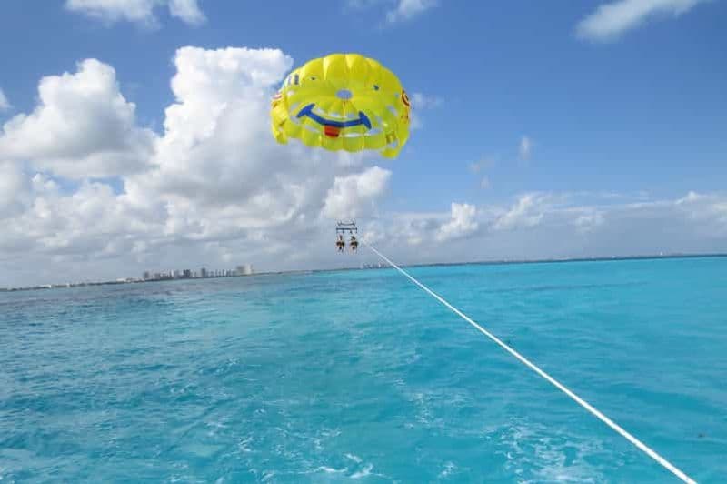 Billet Cancun : Parachute ascensionnel au-dessus de la baie de Cancun