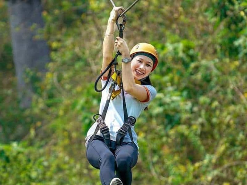 Billet Tour d'éco-aventure au lever du soleil d'Angkor Vat en zipline