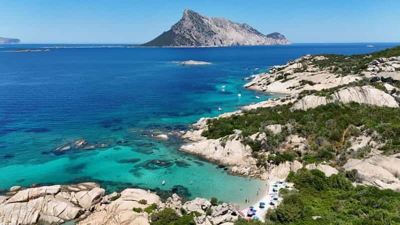 Billet Au départ de San Teodoro : Grand tour en dinghy de l'archipel de Tavolara