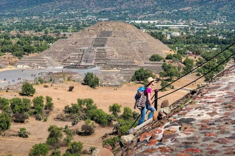 Billet Mexico : Teotihuacan, brunch et visite de Xochimilco