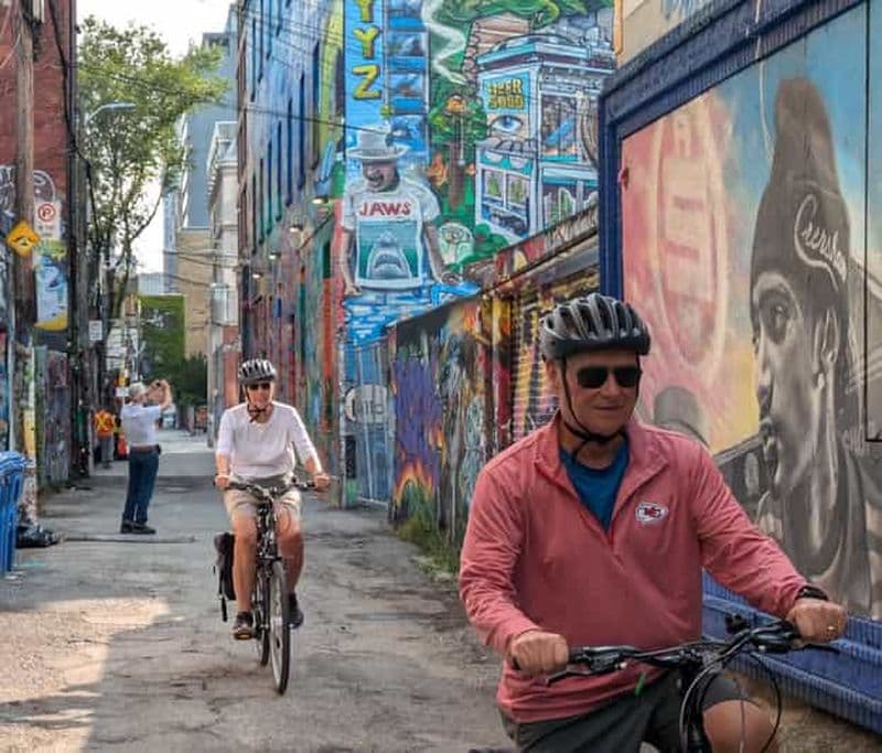 Billet Le vélo électrique dans les quartiers dynamiques de Toronto