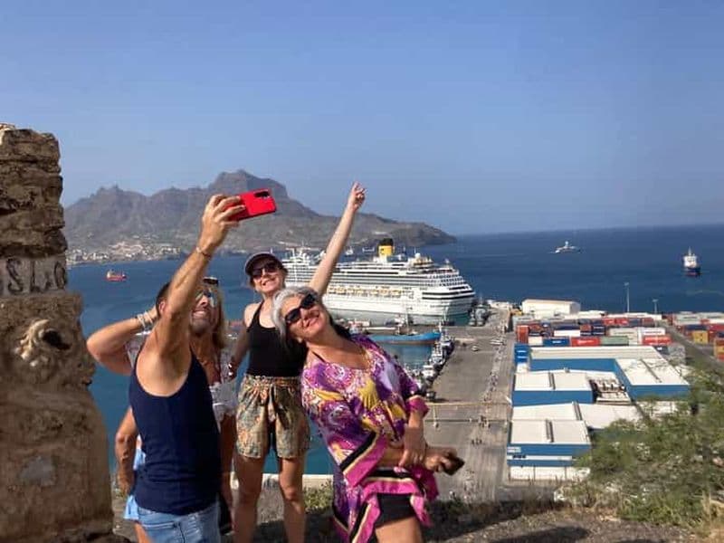 Billet Excursion d'une journée complète : les temps forts de São Vicente et Mindelo