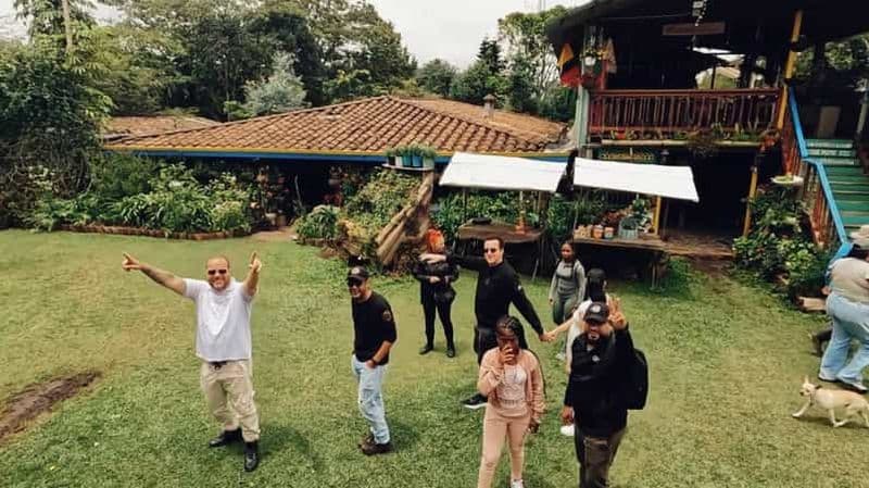 Billet Medellín : Excursion à Arví et à la Finca de Flores - Randonnée, collation et déjeuner